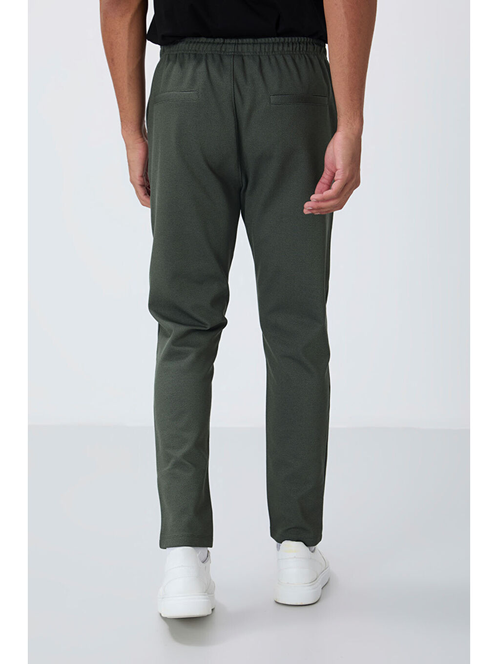 Haki Yüzeyi Dokulu Standart Fit Erkek Eşofman Alt - 82155-4