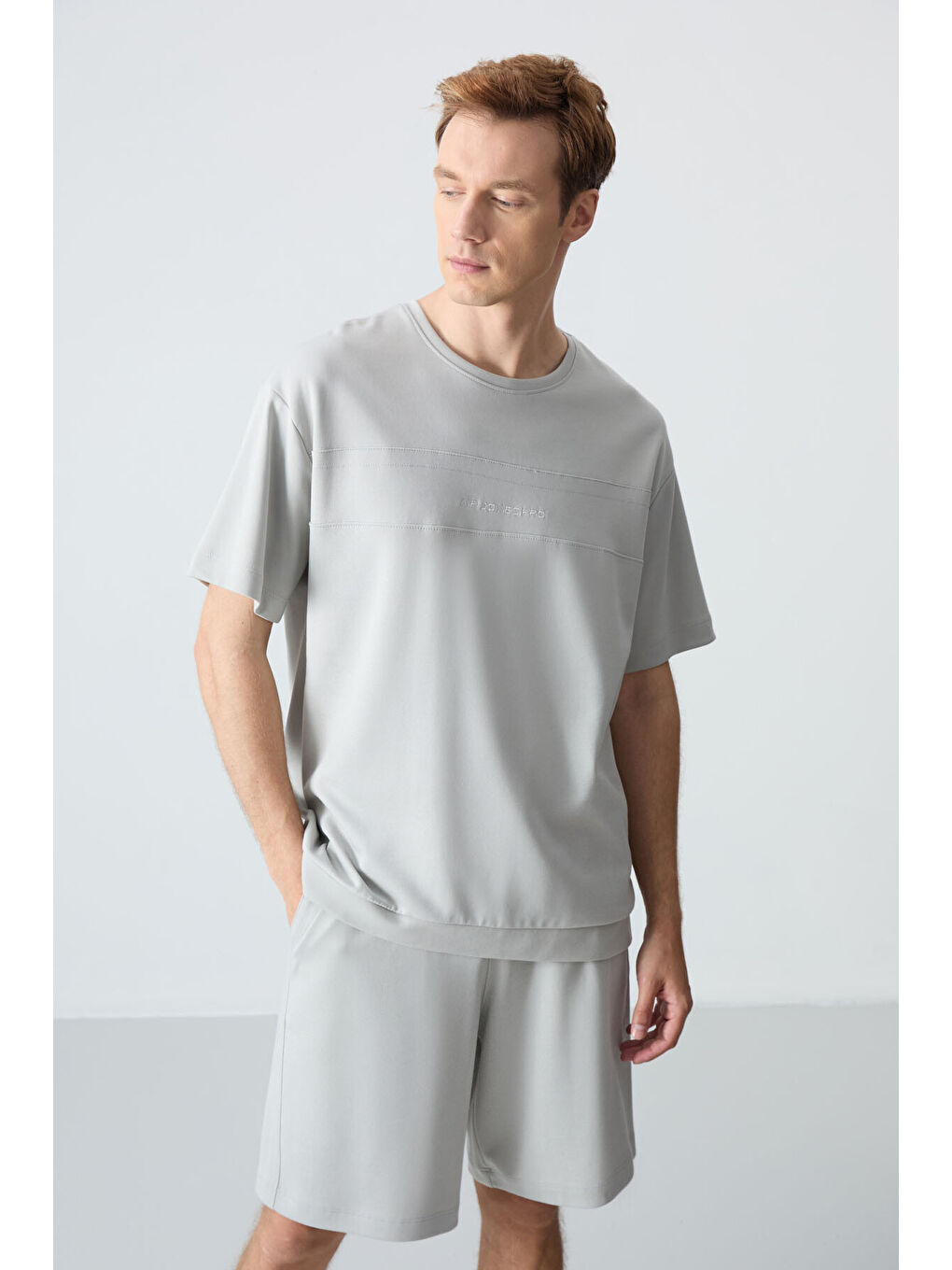 Bej Taş Pamuklu Kalın Yumuşak Dokulu Oversize Fit Basic Erkek Şort Takım - 85257-1