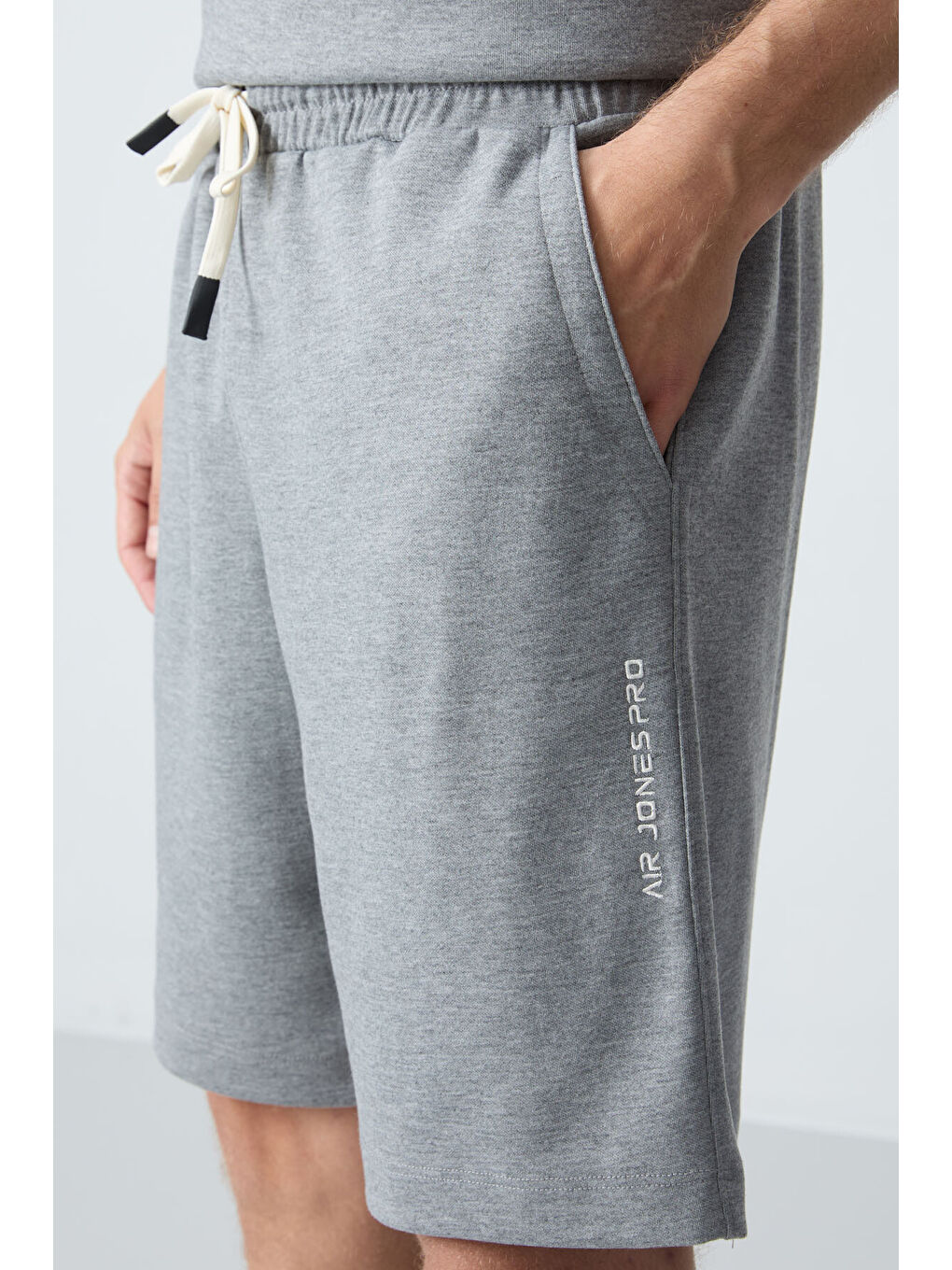 Gri Melanj Pamuklu Kalın Yumuşak Dokulu Oversize Fit Basic Erkek Şort Takım - 85257-4