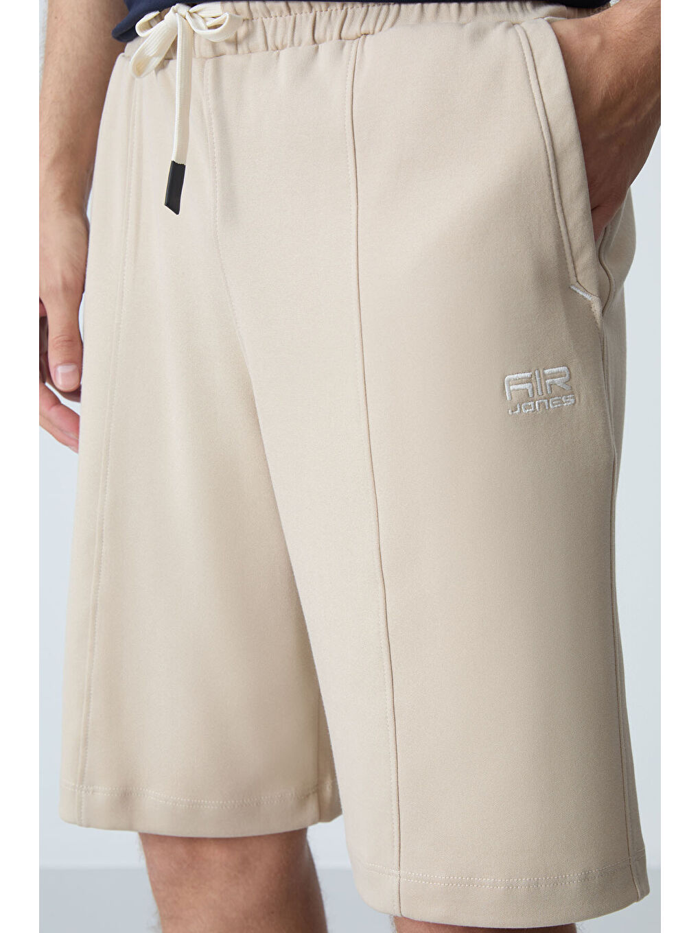 Bej Pamuklu Kalın Yumuşak Dokulu Standart  Fit Basic Erkek Şort  - 81277-2