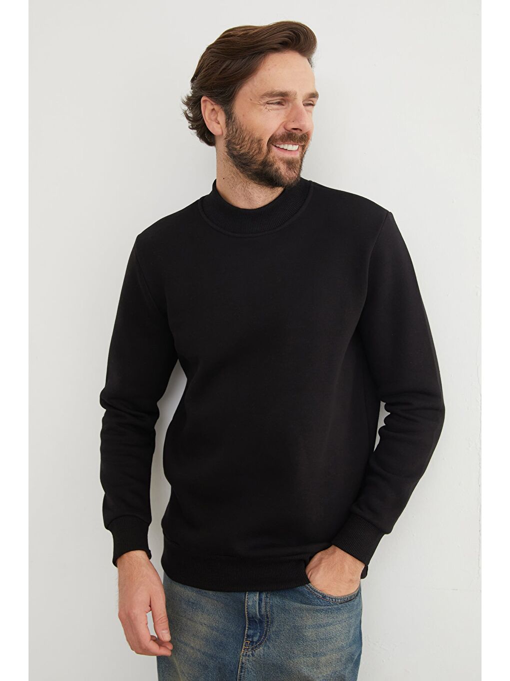 Siyah Basic Bisiklet Yaka Sweatshirt