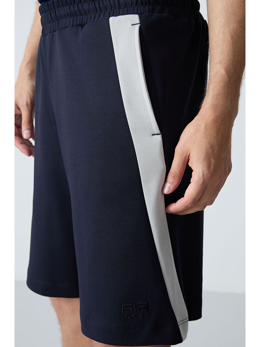 Lacivert Pamuklu Kalın Yumuşak Dokulu Standart  Fit Basic Erkek Şort  - 81280-2