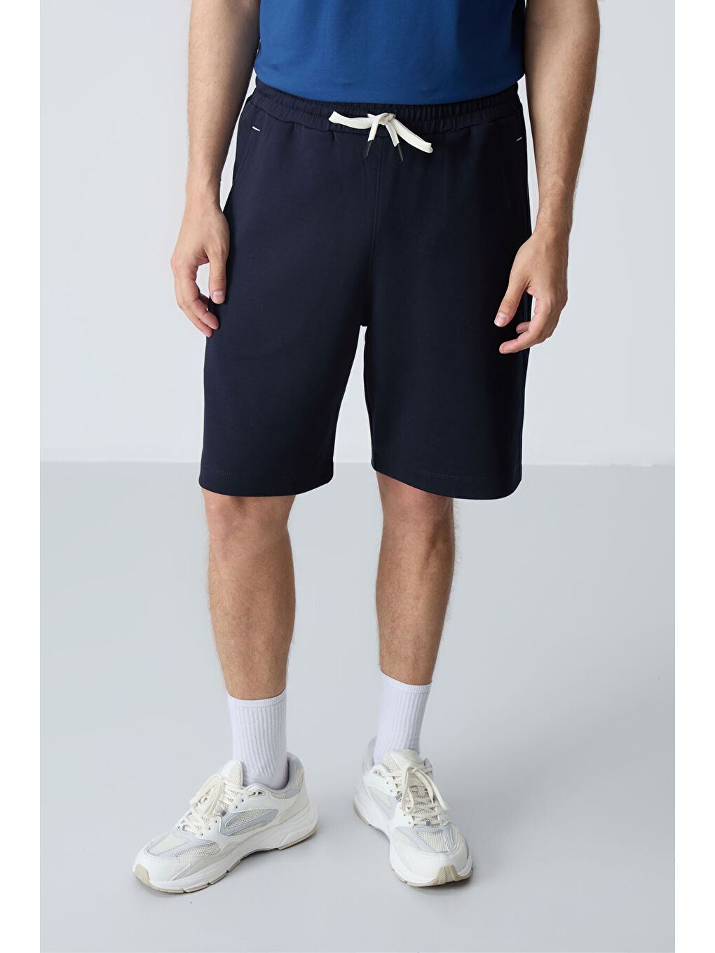 Lacivert Pamuklu Kalın Yumuşak Dokulu Standart  Fit Basic Erkek Şort  - 81278-3