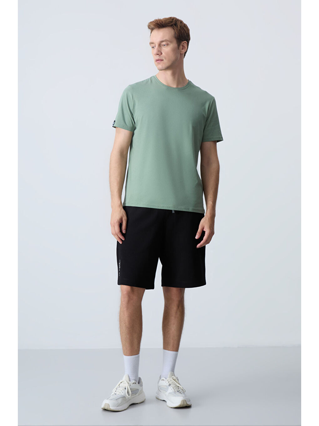 Siyah Pamuklu Kalın Yumuşak Dokulu Standart  Fit Basic Erkek Şort  - 81278-4