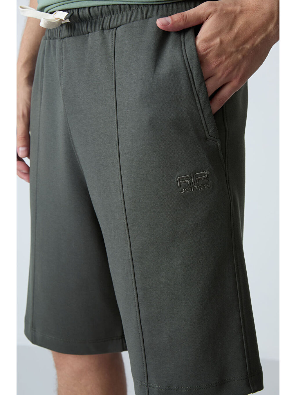 Haki Pamuklu Kalın Yumuşak Dokulu Standart  Fit Basic Erkek Şort  - 81277-2