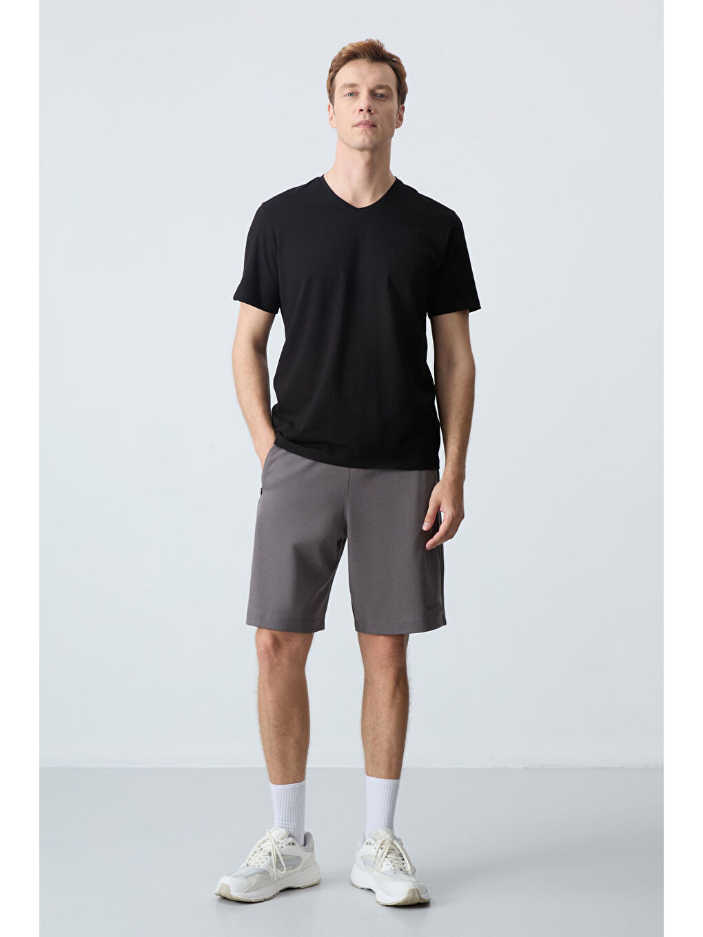 Gri Koyu gri Pamuklu Kalın Yumuşak Dokulu Standart  Fit Basic Erkek Şort  - 81276-4