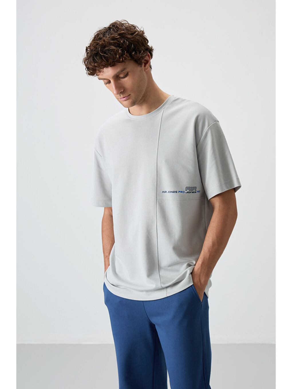 Bej Taş Pamuklu Kalın Yüzeyi Dokulu  Fit  Baskılı Erkek Tişört - 88370-3