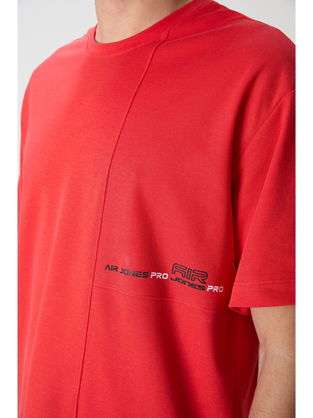 Kırmızı Pamuklu Kalın Yüzeyi Dokulu  Fit  Baskılı Erkek Tişört-1