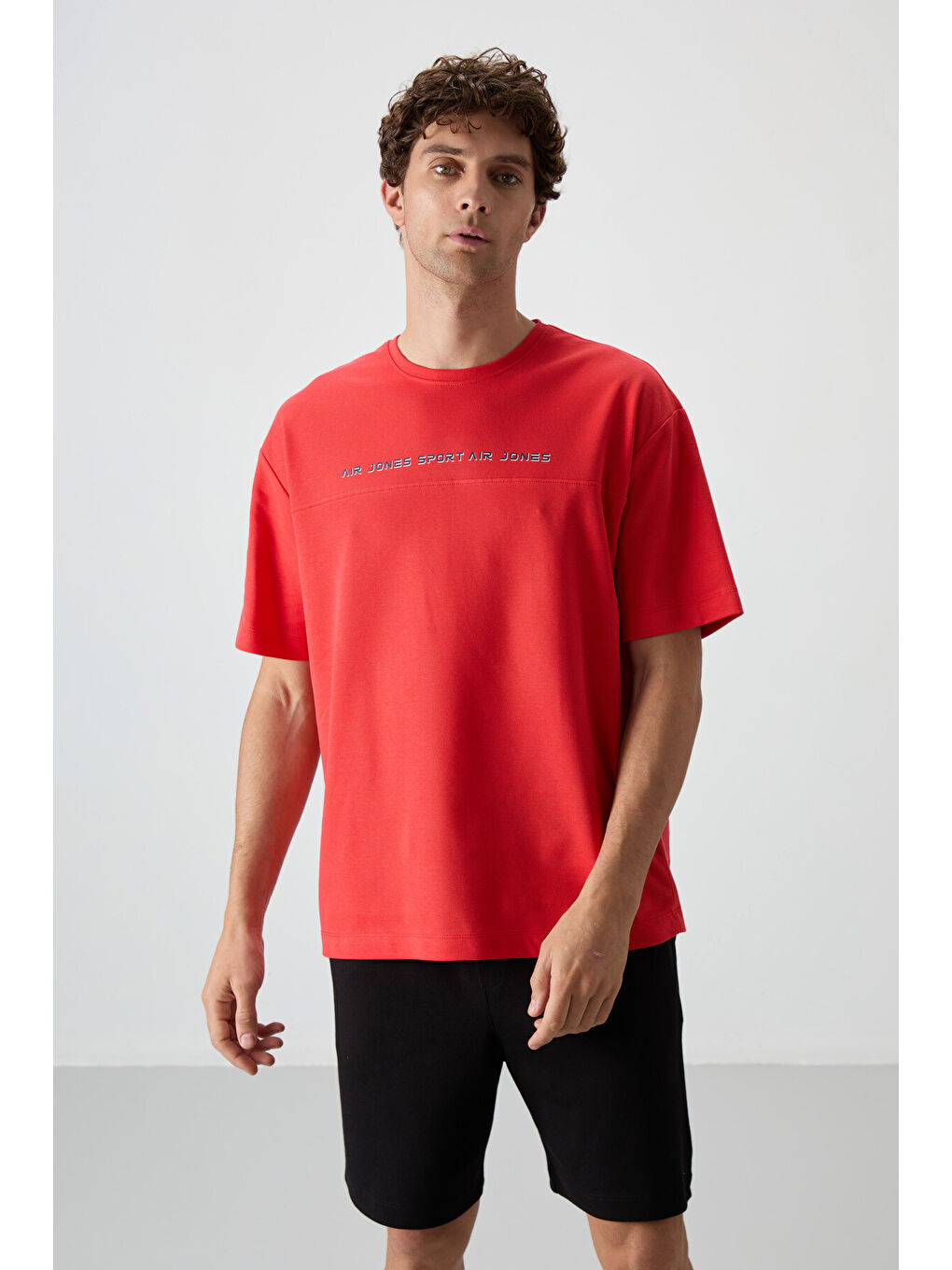 Kırmızı Pamuklu Kalın Yüzeyi Dokulu  Fit  Baskılı Erkek Tişört - 88371