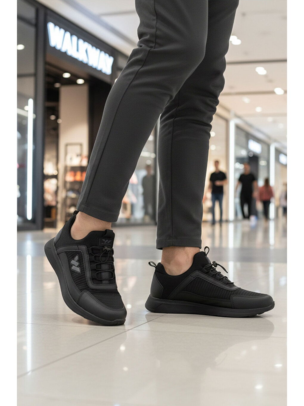 Siyah Kilit Bağcıklı Hafif Esnek Erkek Spor Ayakkabı Apollo 166 M-2