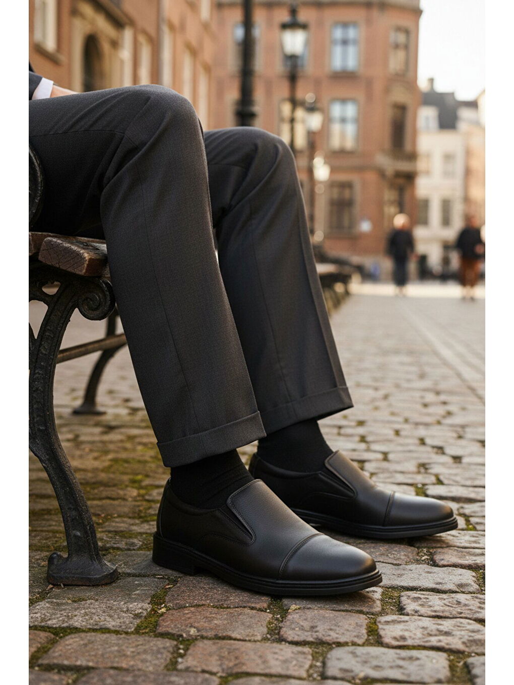 Siyah Hakiki Deri Jel Taban Anatomik Erkek Klasik Ayakkabı 425 M-2