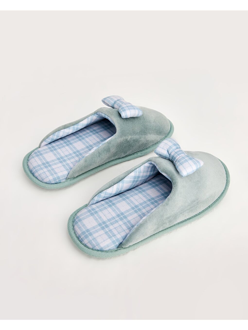 Yeşil Kadın Kurdeleli Ev Terliği - PLAID-2