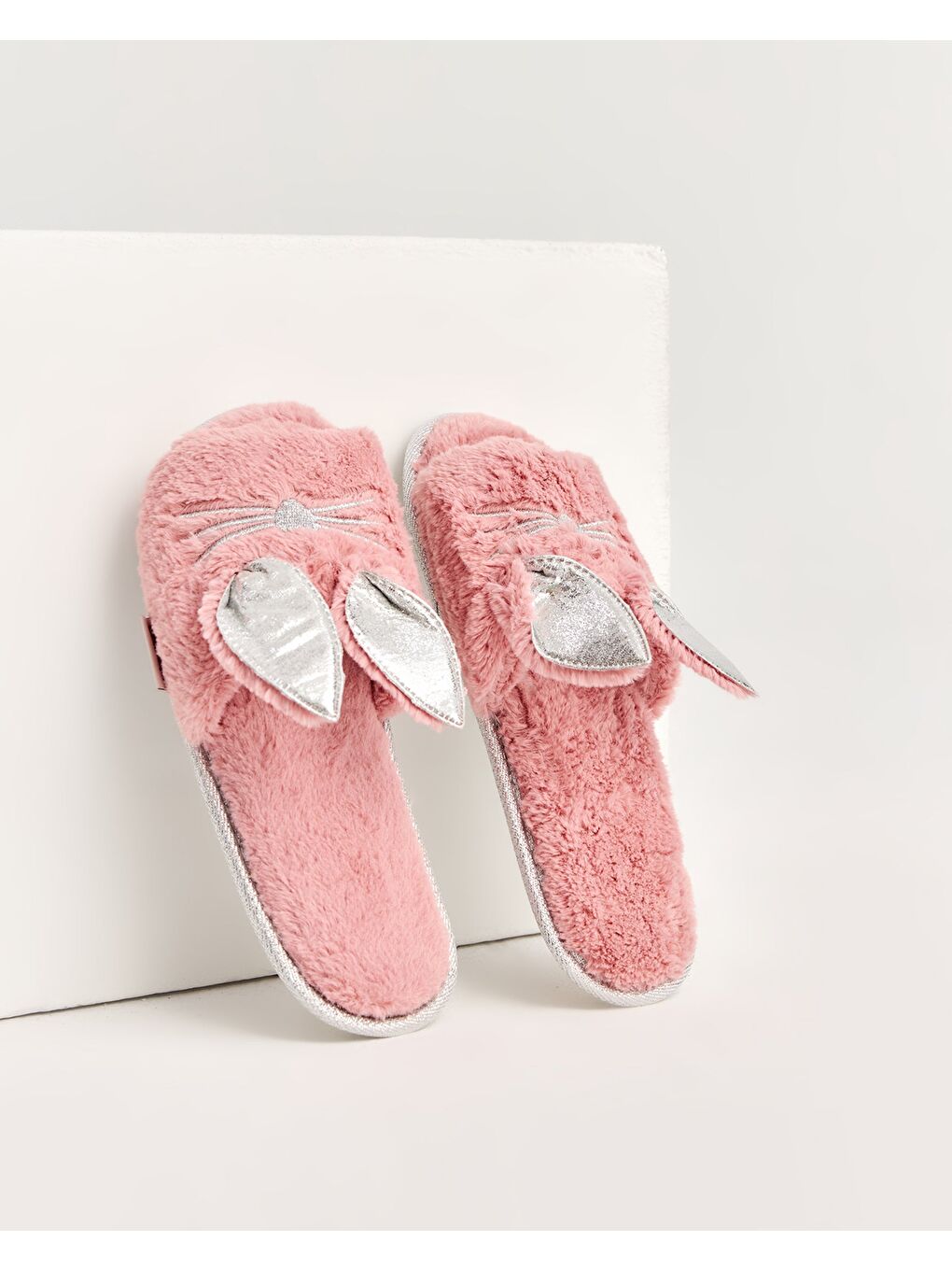 Pembe Kadın Figürlü Terlik - TINY-2