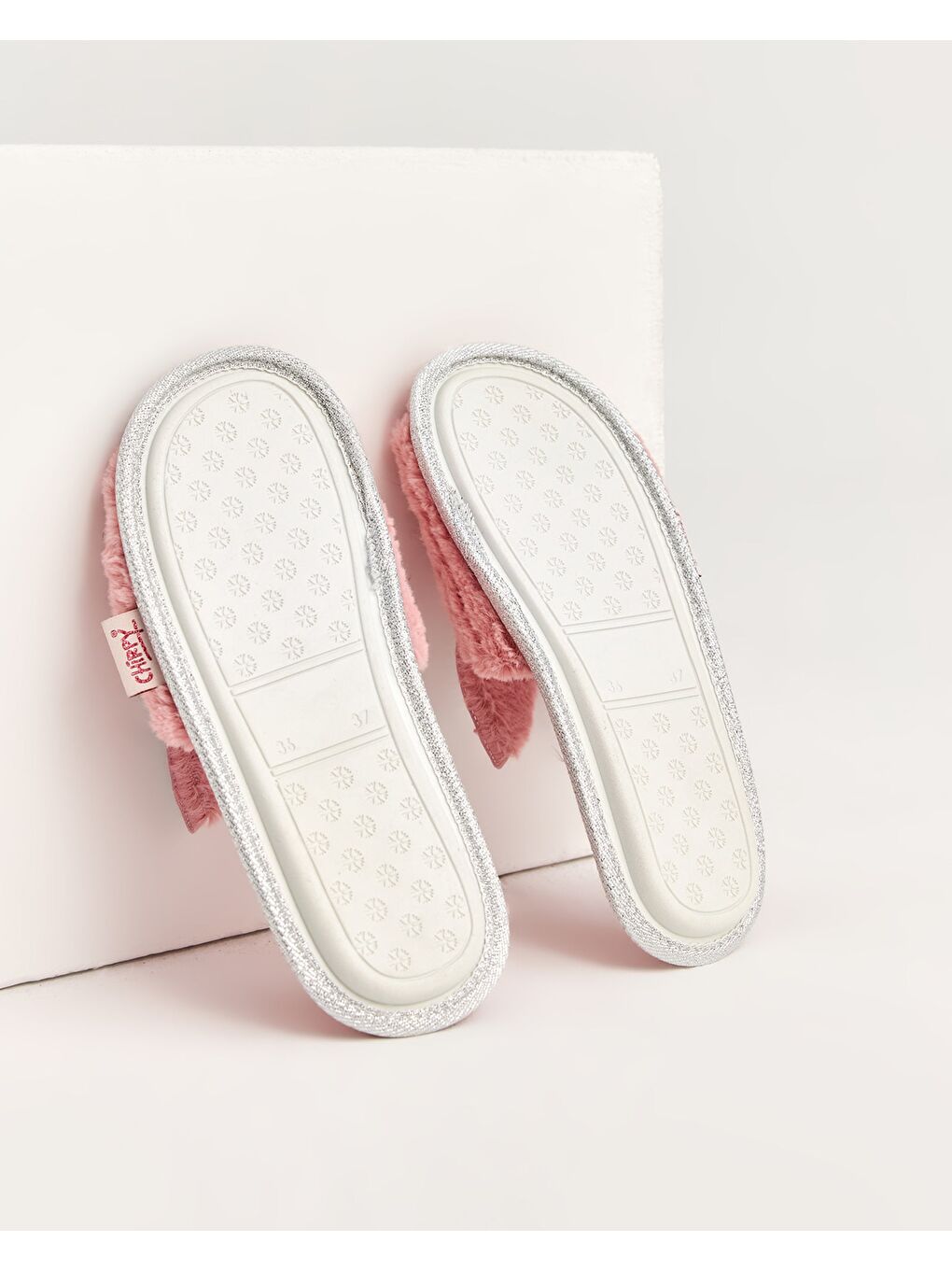 Pembe Kadın Figürlü Terlik - TINY-3