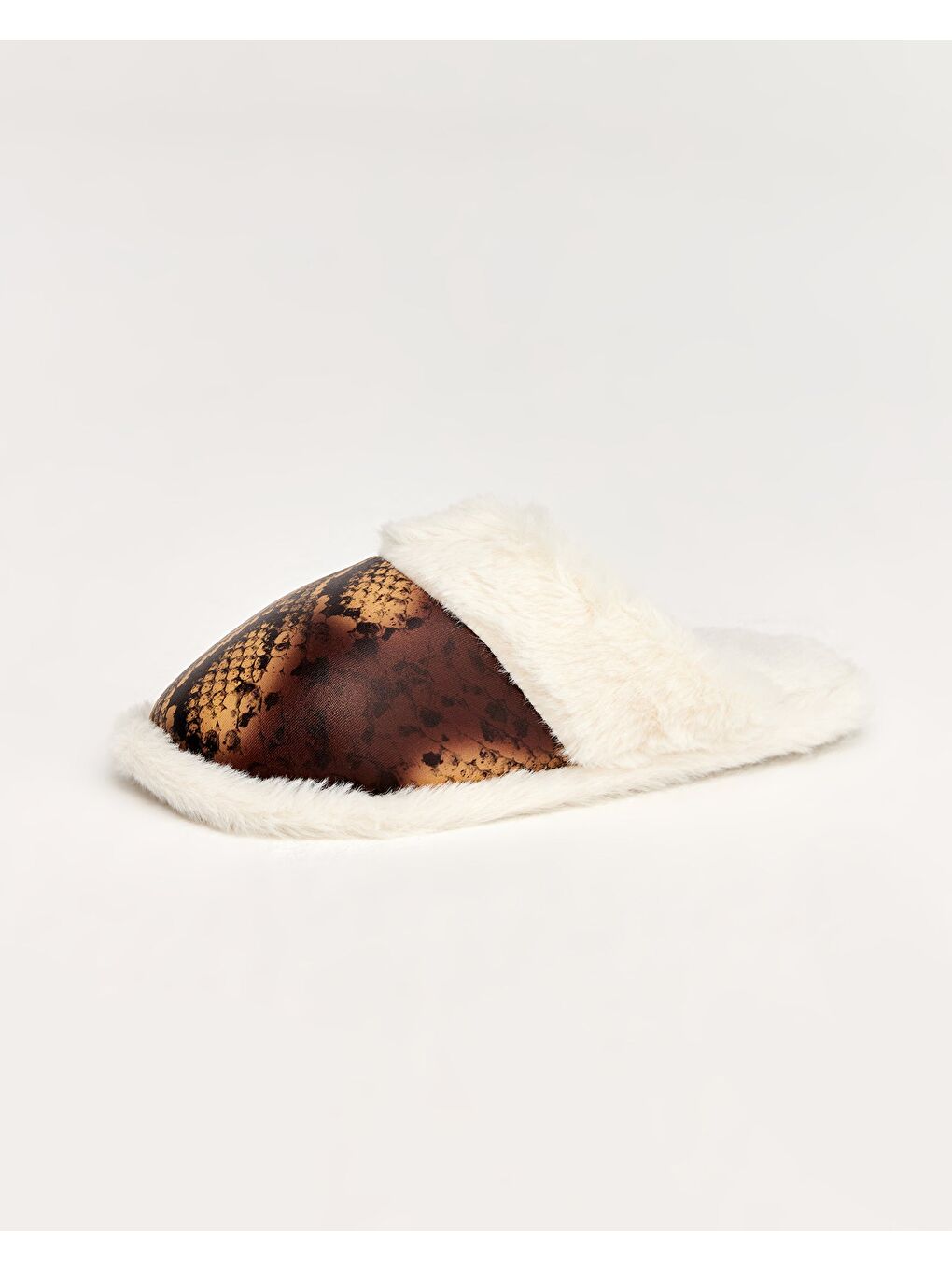 Kahverengi Kadın Desenli Ev Terliği - LOLİ-4