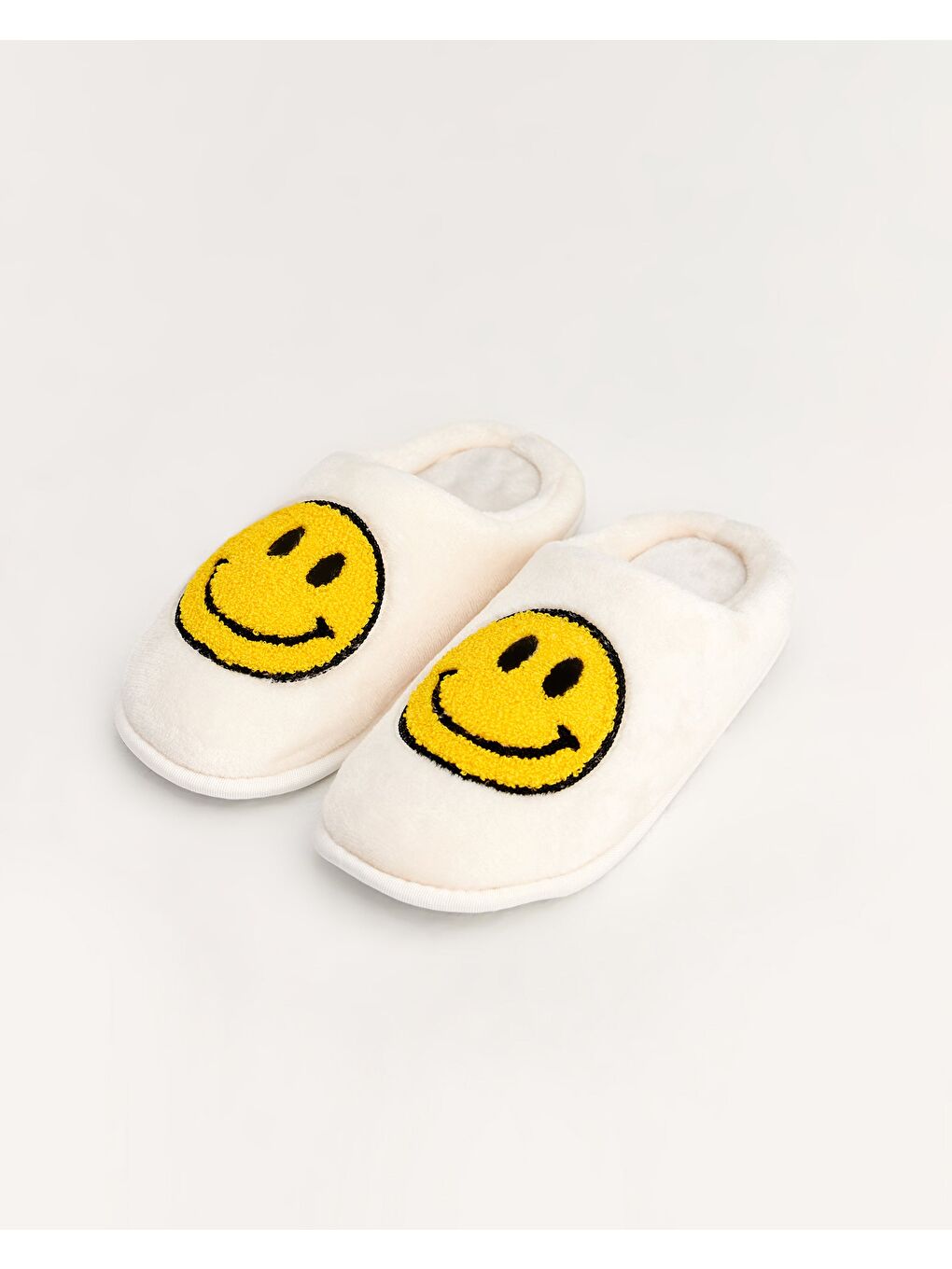 Beyaz Kadın Gülen Yüz Emojili Ev Terliği - YUBİ