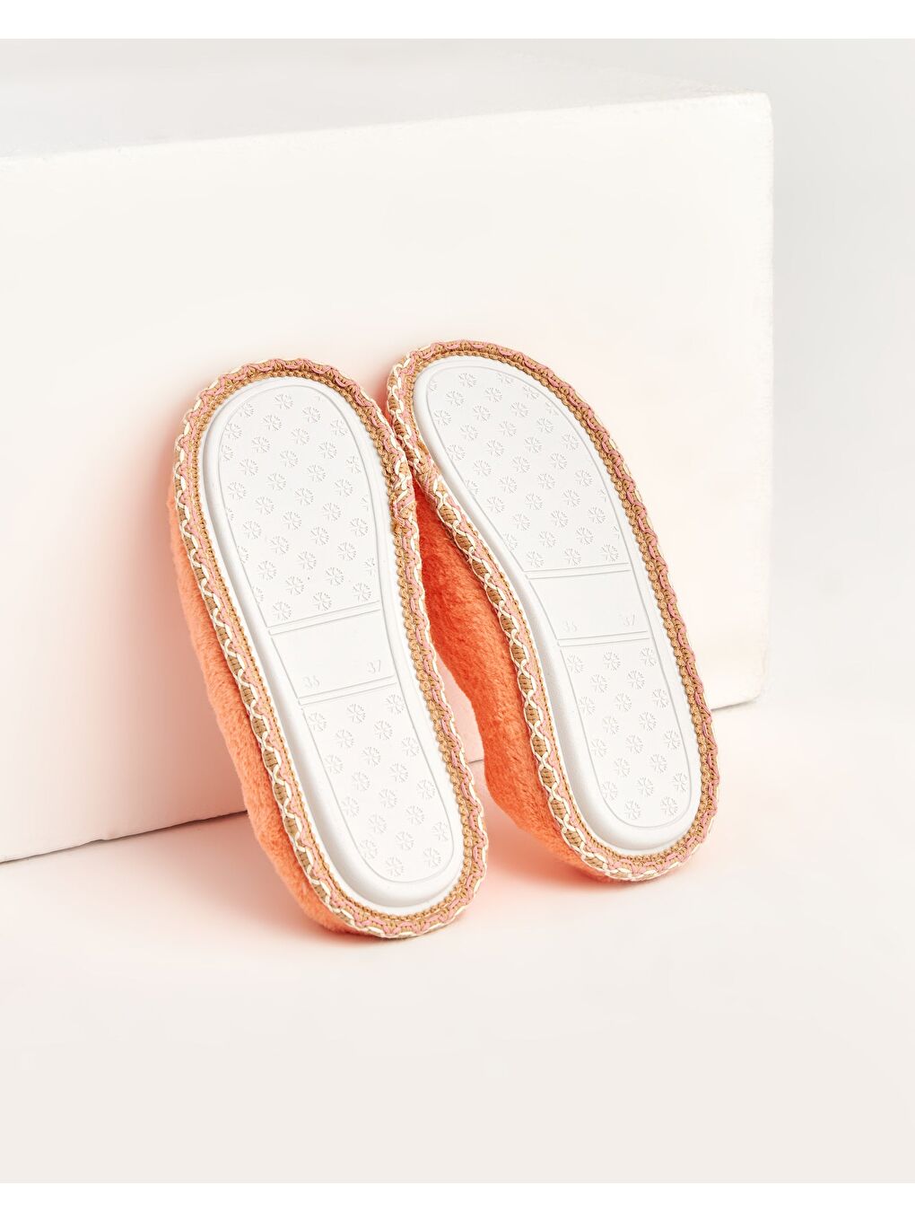 Turuncu Kadın Kurdale Detaylı Ev İçi Ayakkabı - DIFFER-3