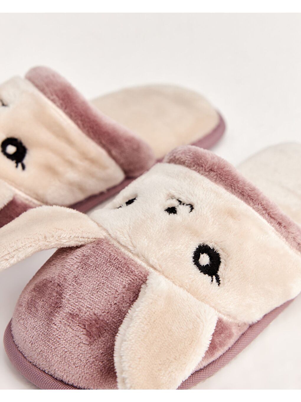 Mürdüm Kadın Figürlü Ev Terliği - MAFİN-1