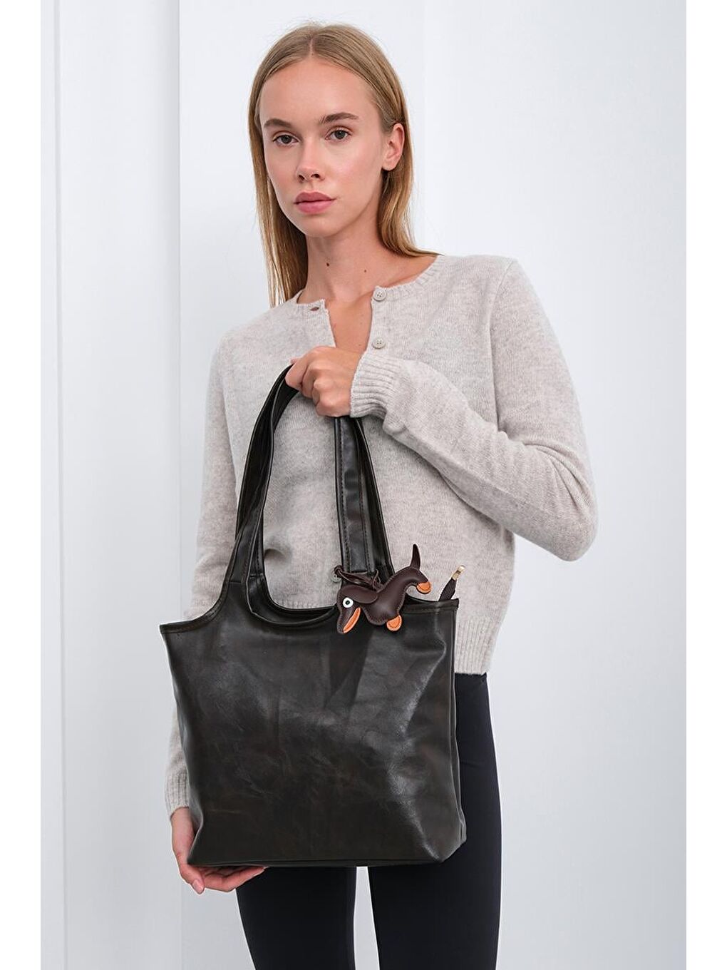 Kahverengi Cause Charmlı Omuz Çanta Kahve-3