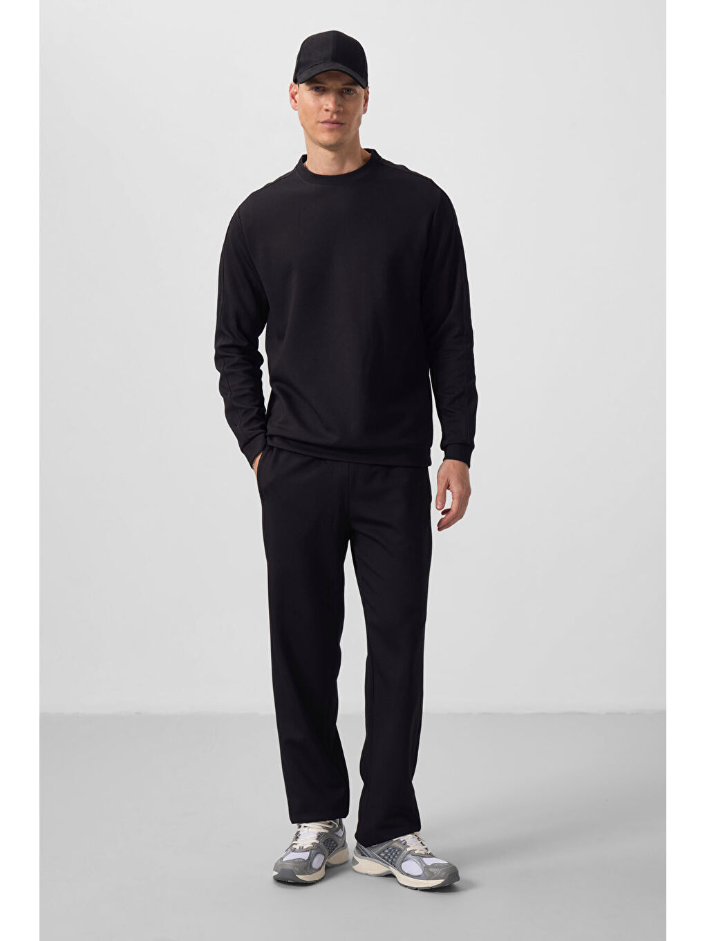 Siyah Yüzeyi Dokulu Oversize Erkek Eşofman Takım - 85275-3