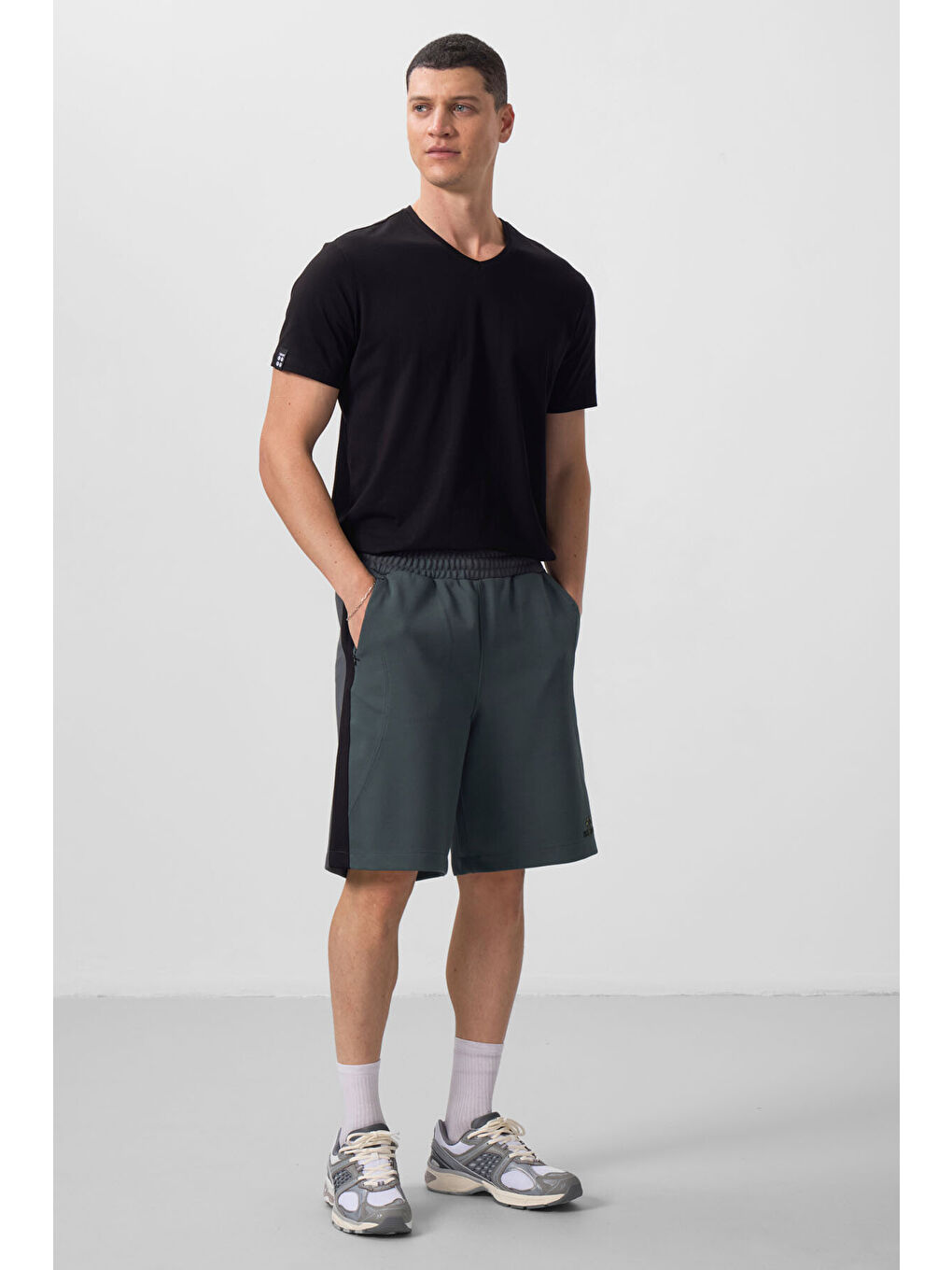 Haki Yüzeyi Dokulu Oversize Erkek Şort - 81288