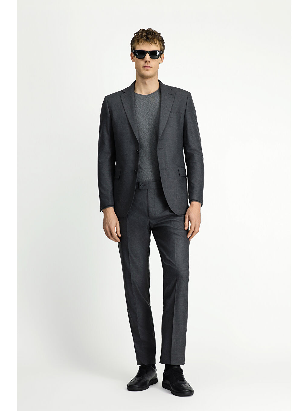 Gri Regular Fit Klasik Takım Elbise-1