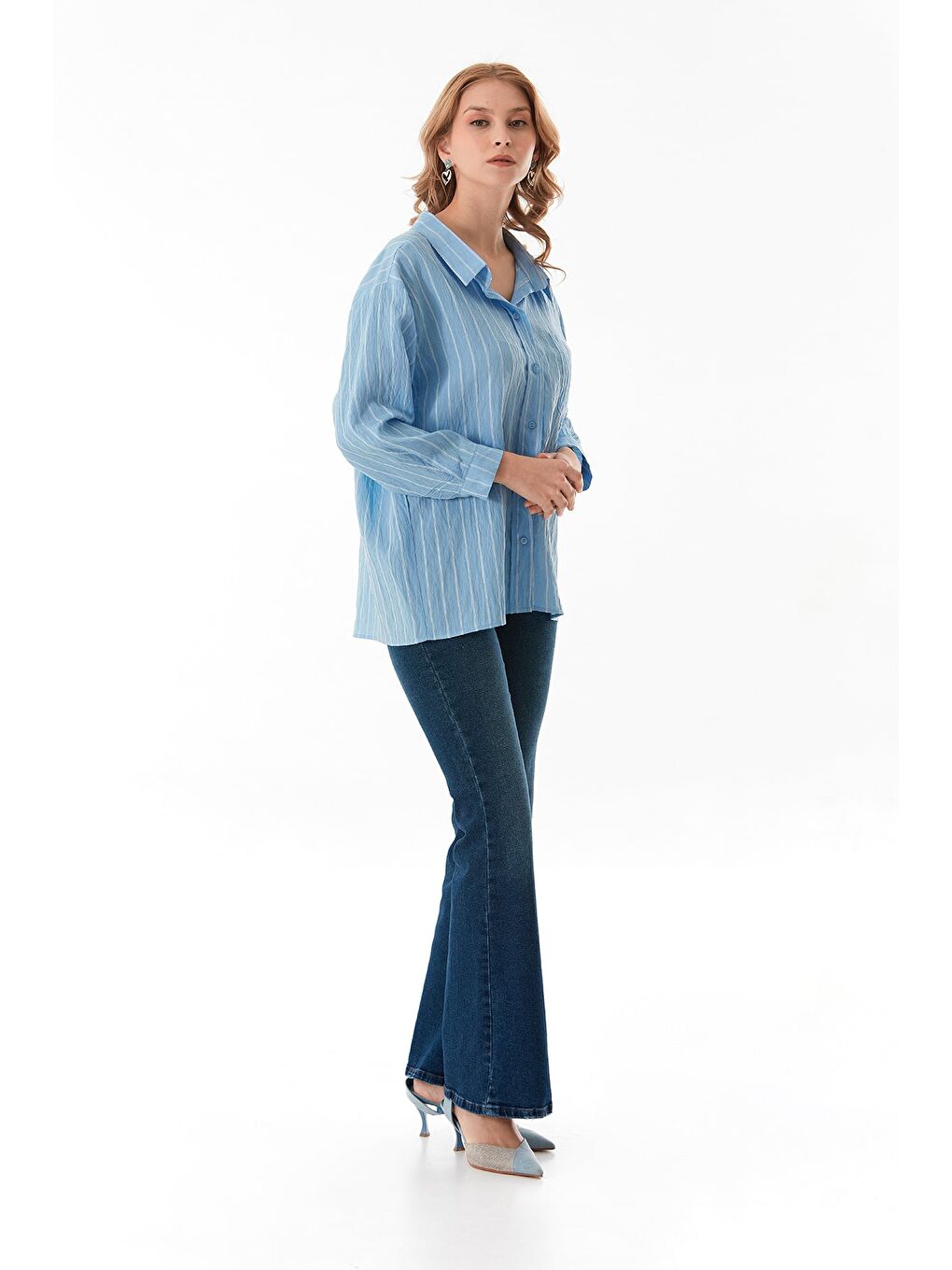 Mavi Çizgili Krep Kumaş Tek Cepli Arkası Uzun Salaş Gömlek-4