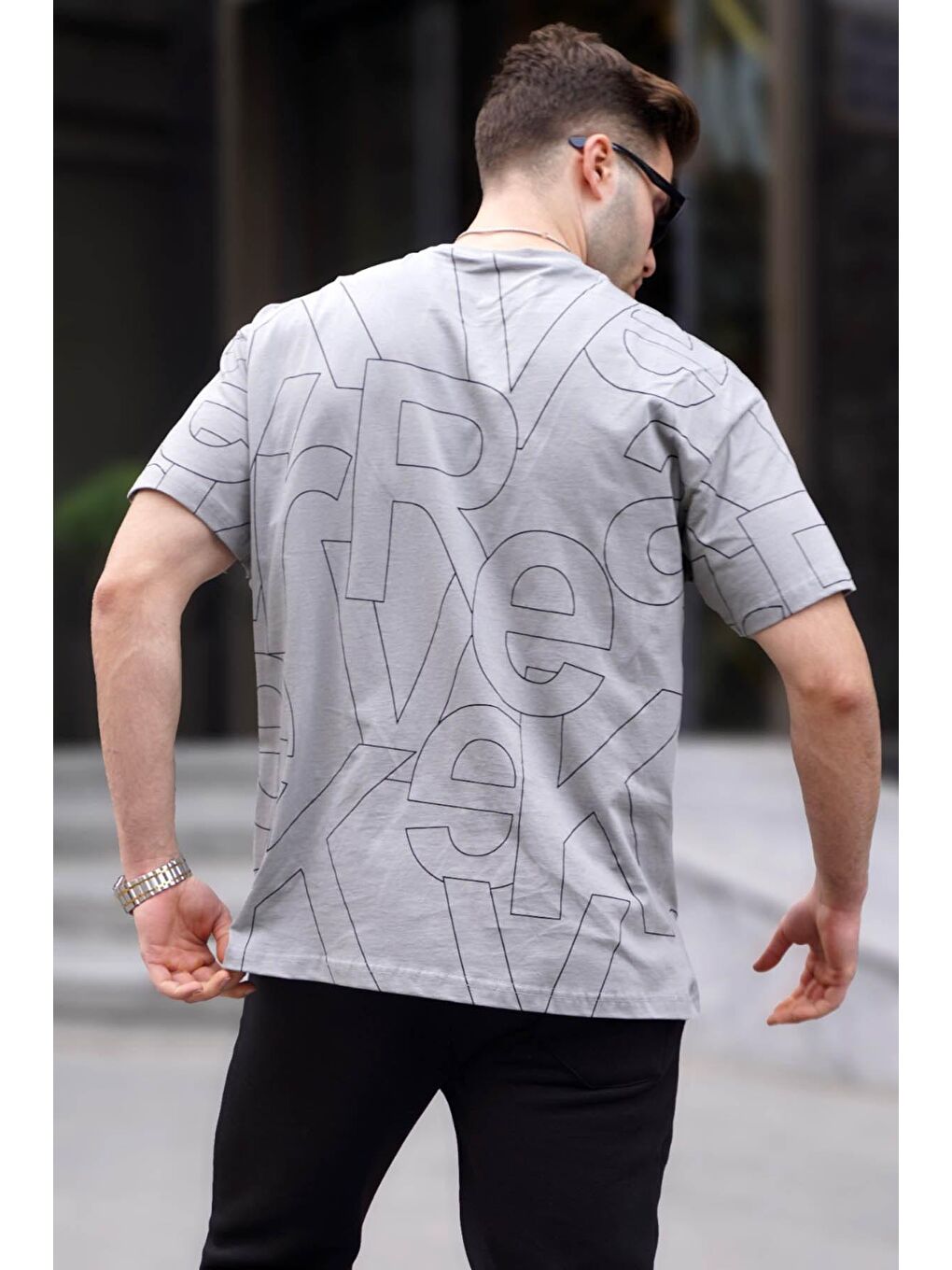 Erkek Boyalı Gri Harf Desenli Bisiklet Yaka  %100 Pamuk Tişört 6061-1
