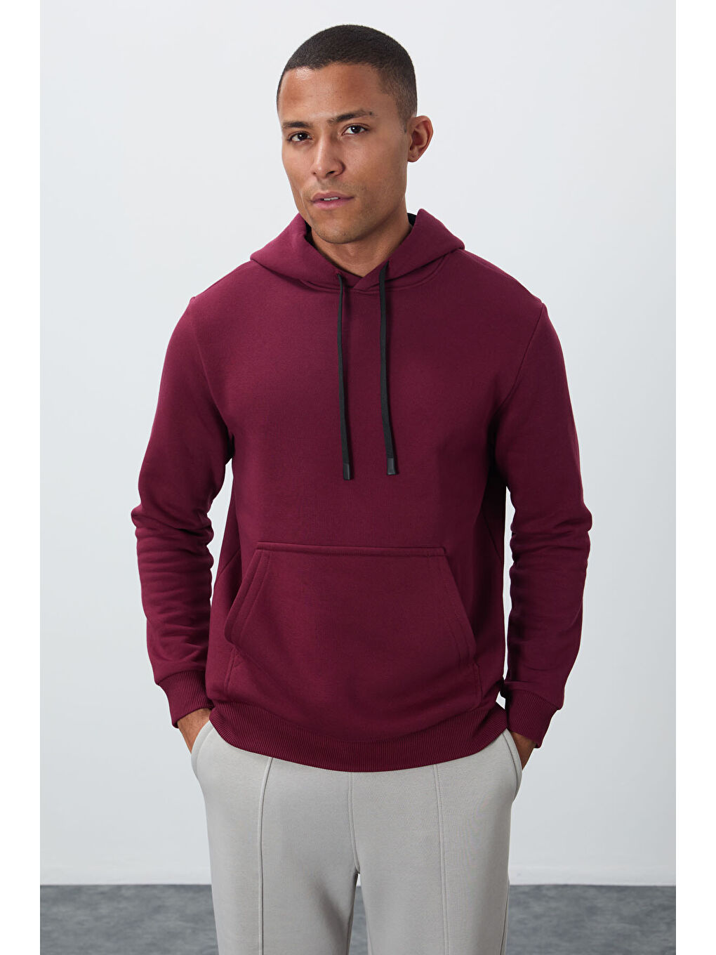 Bordo Erguvan Pamuklu Kalın İçi Tüylü Yumuşak Dokulu Comfort Fit Erkek Kapüşonlu Sweatshirt Hoodie - 88419-2