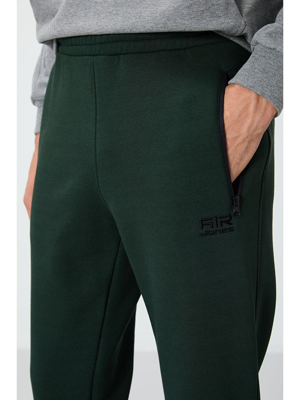 Cesar Çam Yeşil Cepli Şardonlu Erkek Eşofman Alt - 84929-3