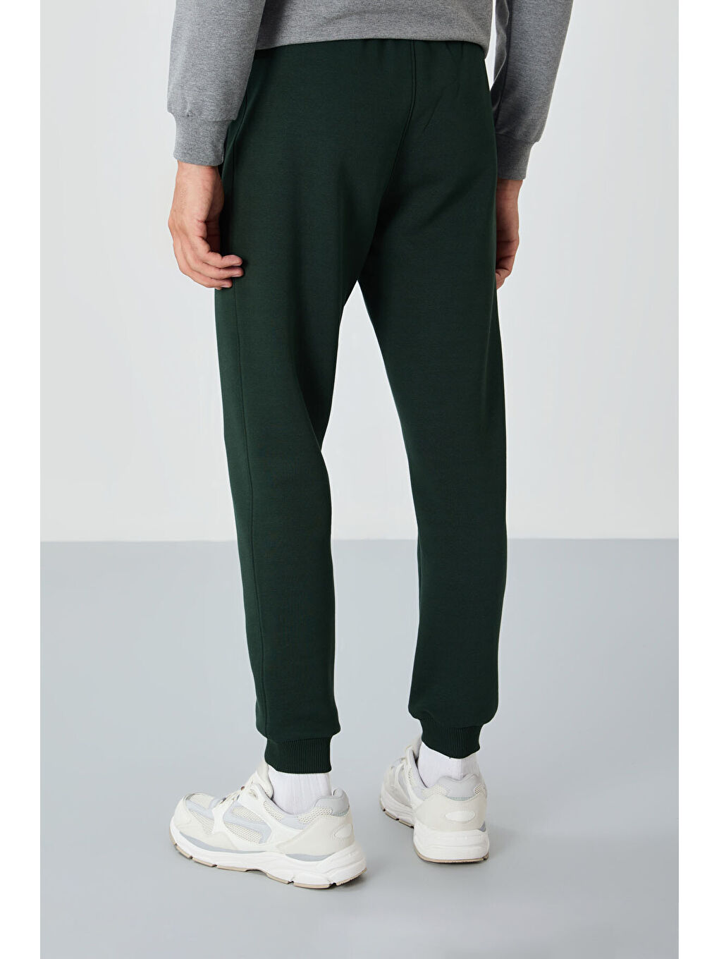 Cesar Çam Yeşil Cepli Şardonlu Erkek Eşofman Alt - 84929-4