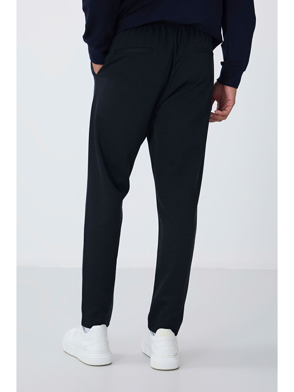 İndigo Yüzeyi Dokulu Standart Fit Erkek Eşofman Alt - 82155-4