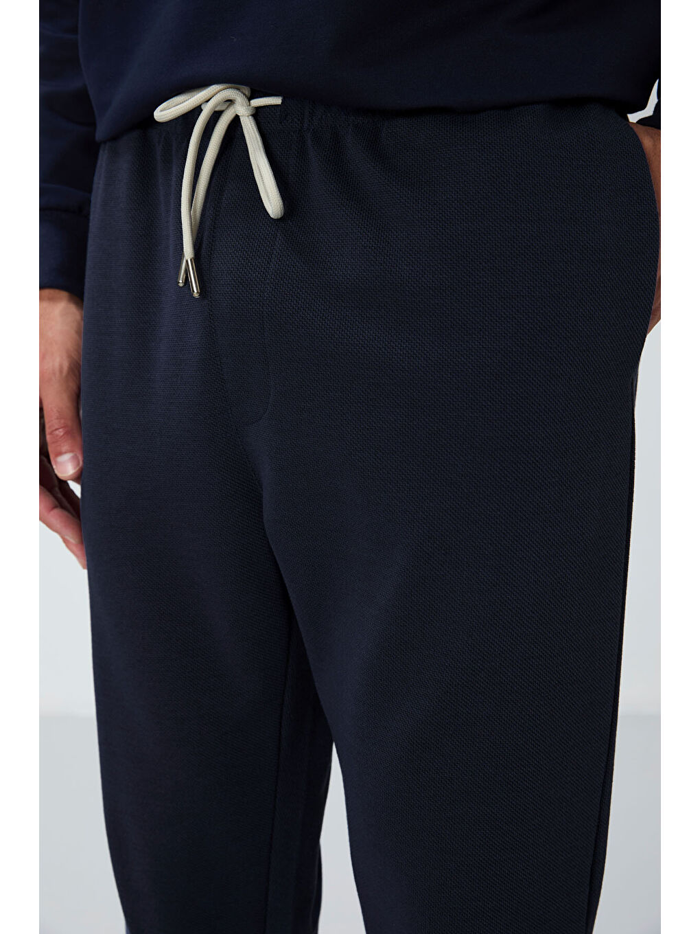 Lacivert Parlament Yüzeyi Dokulu Standart Fit Erkek Eşofman Alt - 82154-3