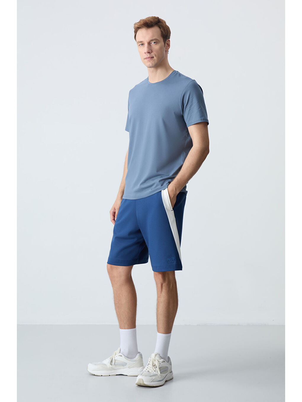 Lacivert Parlament Pamuklu Kalın Yumuşak Dokulu Standart Fit Basic Erkek Şort  - 81280