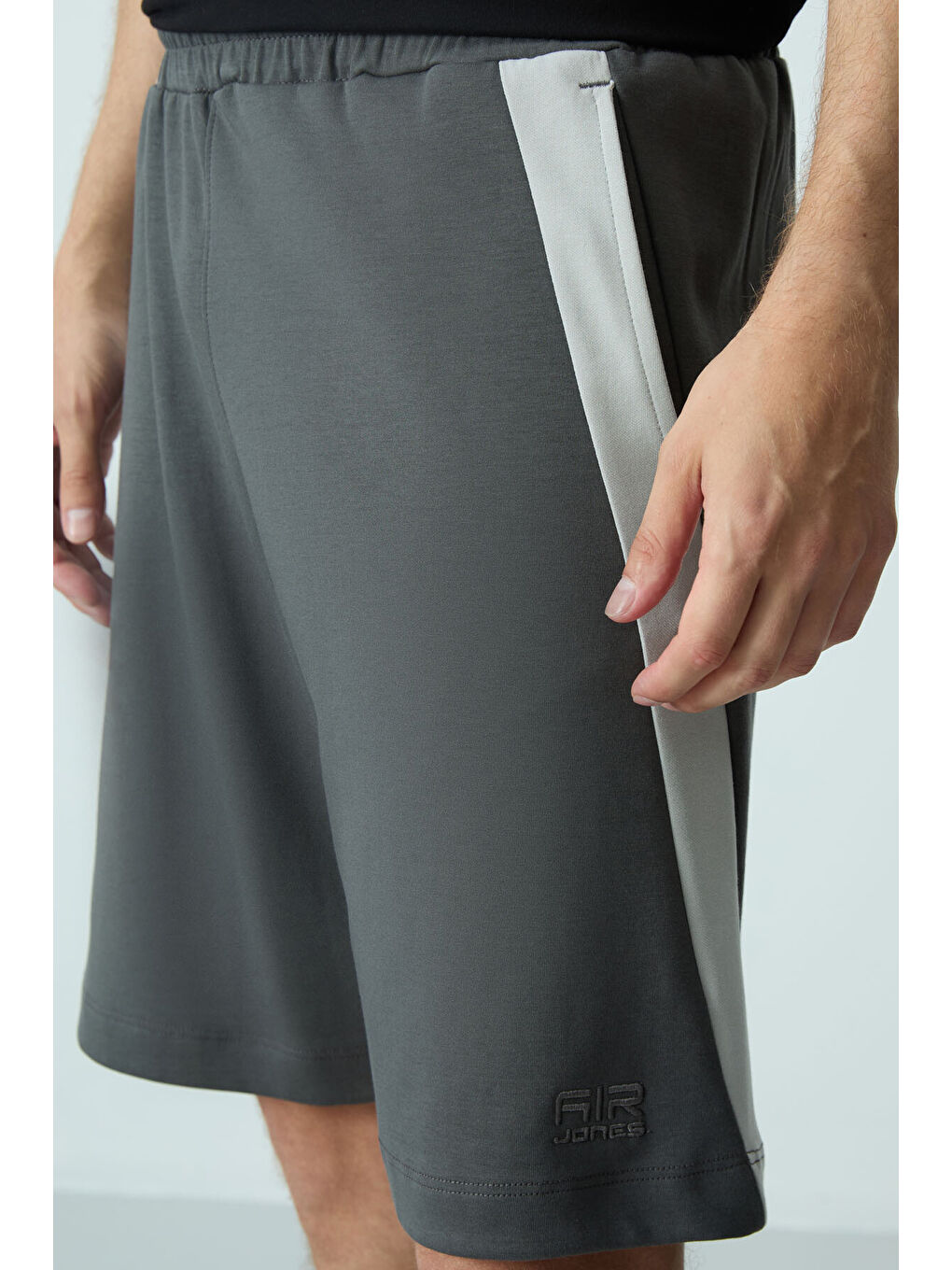 Haki Pamuklu Kalın Yumuşak Dokulu Standart Fit Basic Erkek Şort  - 81280-4