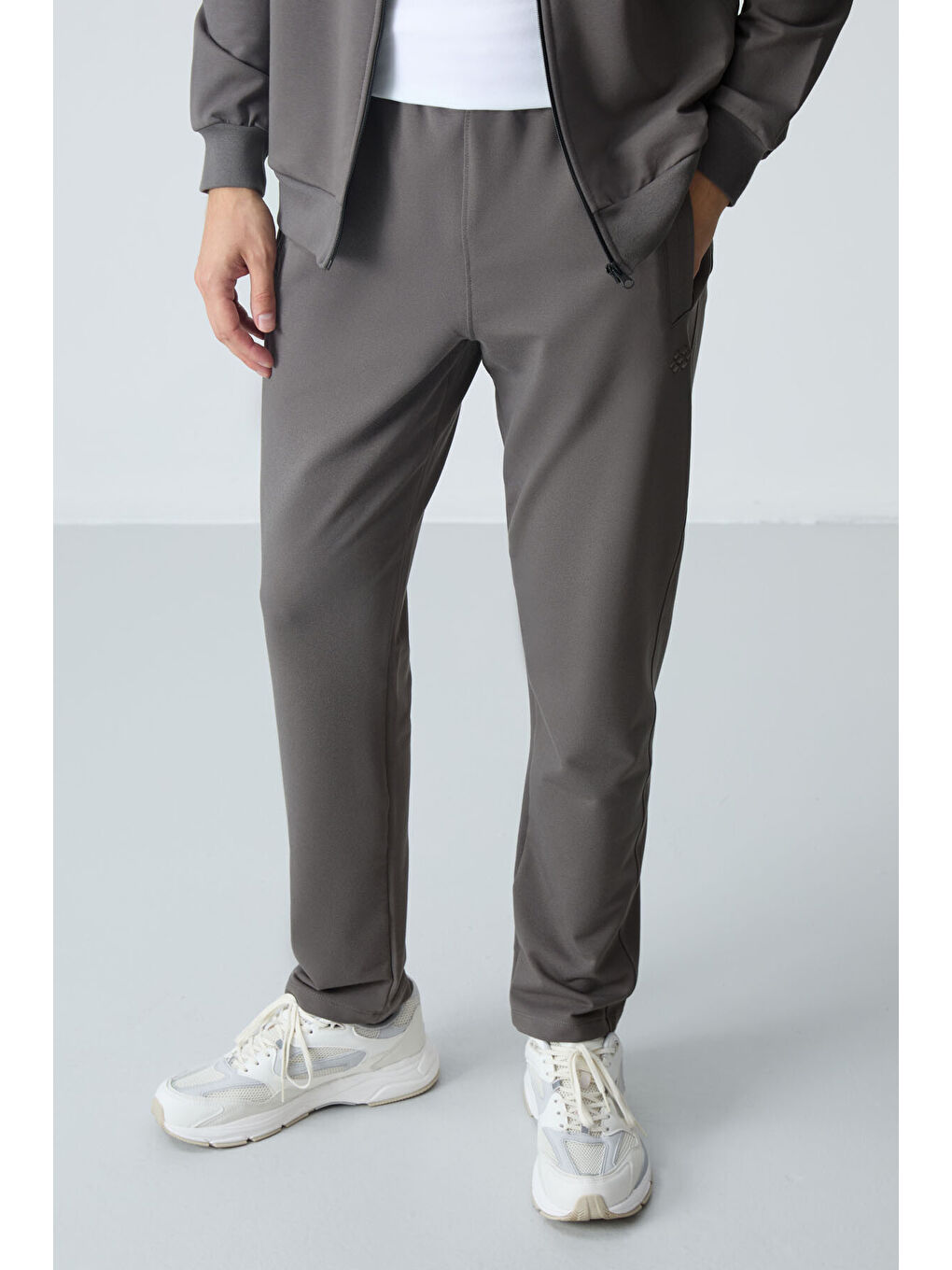 Koyu Gri Pamuklu Kalın Yumuşak Dokulu Comfort Fit Basic Erkek Eşofman Takım - 85260-4