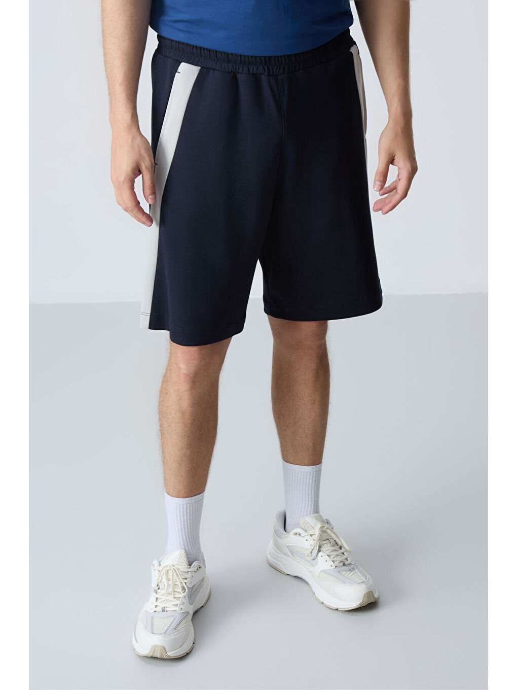 Lacivert Pamuklu Kalın Yumuşak Dokulu Standart  Fit Basic Erkek Şort  - 81280-3