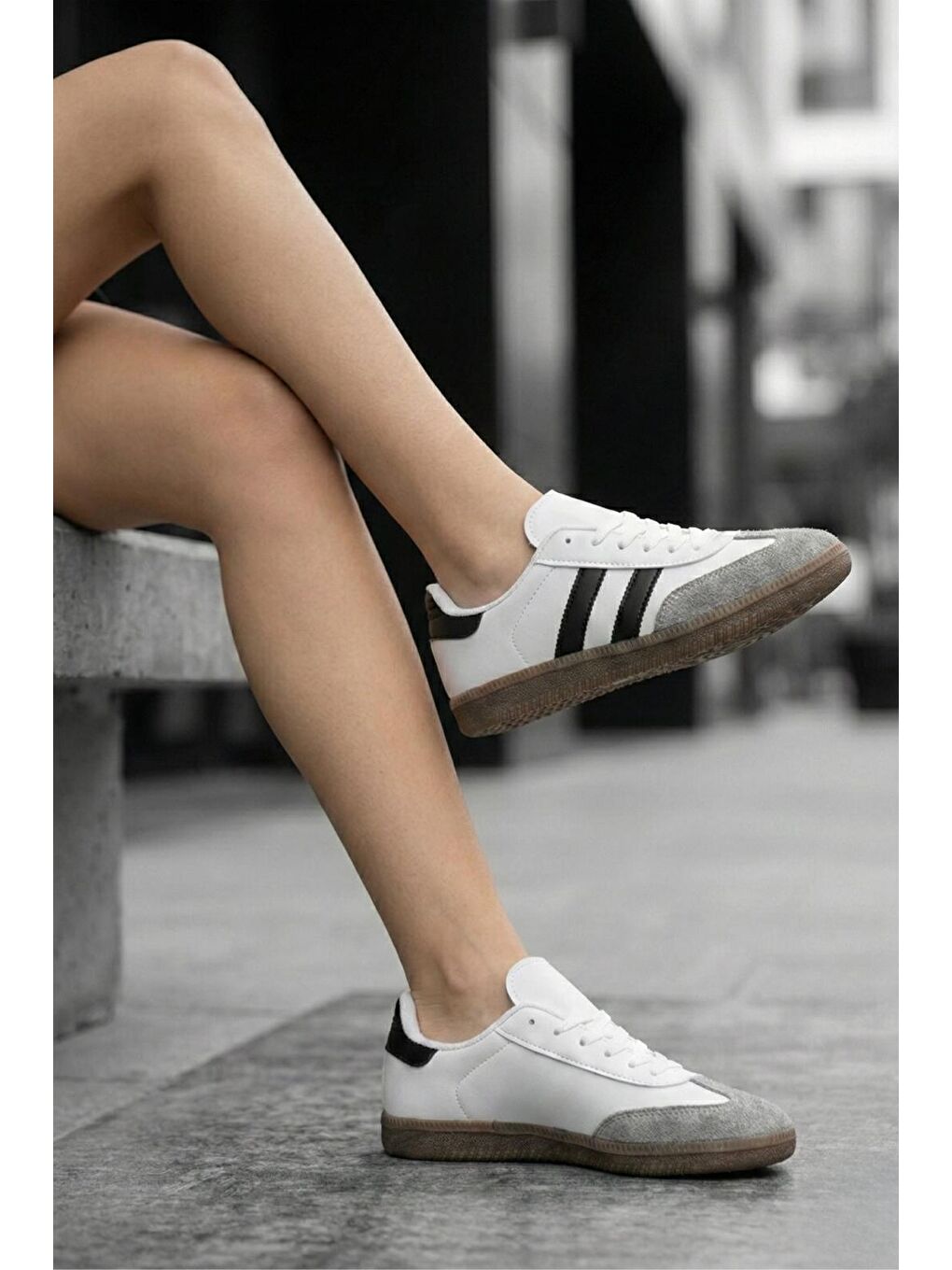 Beyaz Sany Retro Hafif Rahat Taban Bağcıklı Kadın Sneaker-1