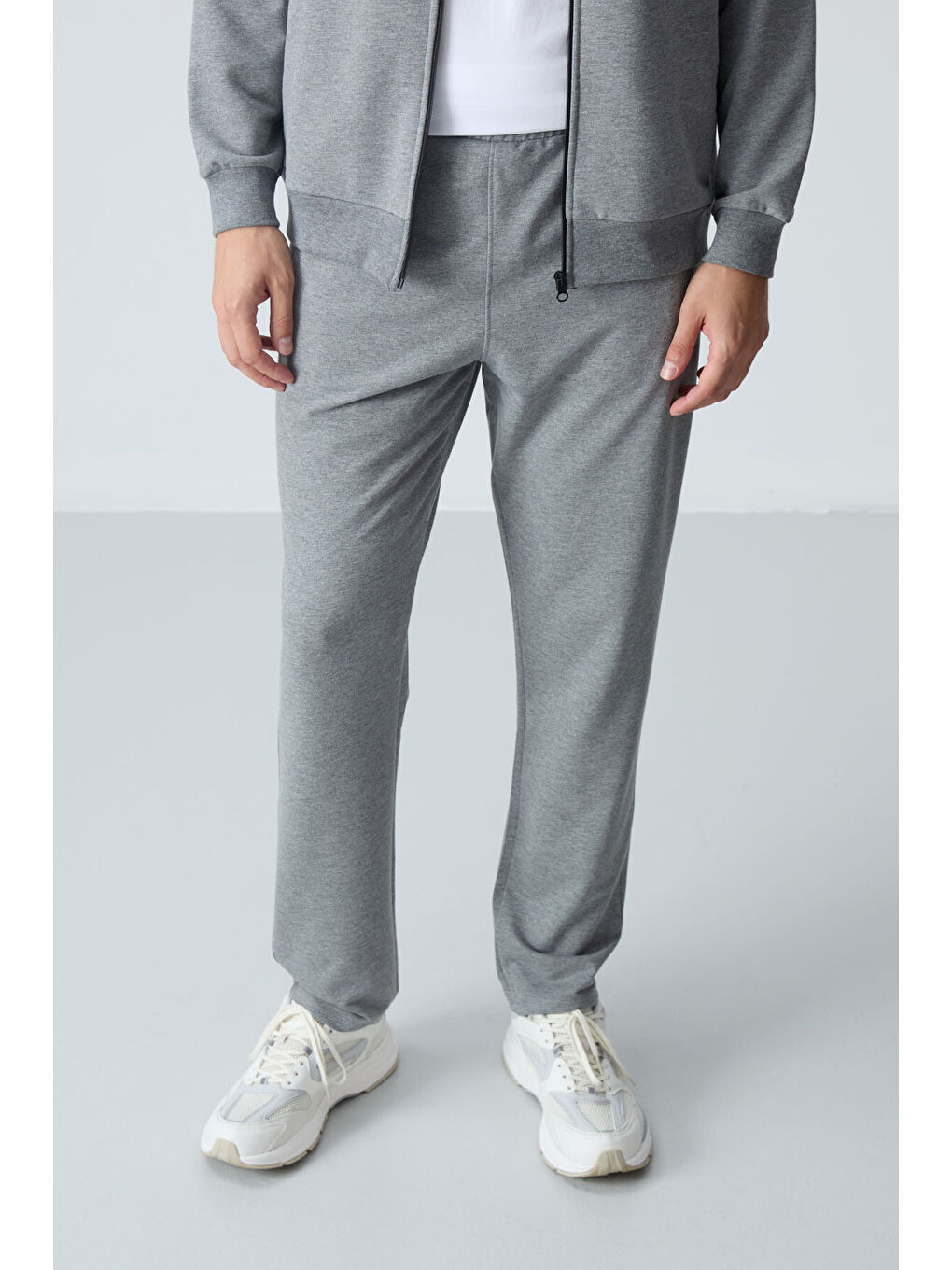 Gri Melanj Pamuklu Kalın Yumuşak Dokulu Comfort Fit Basic Erkek Eşofman Takım - 85260-4