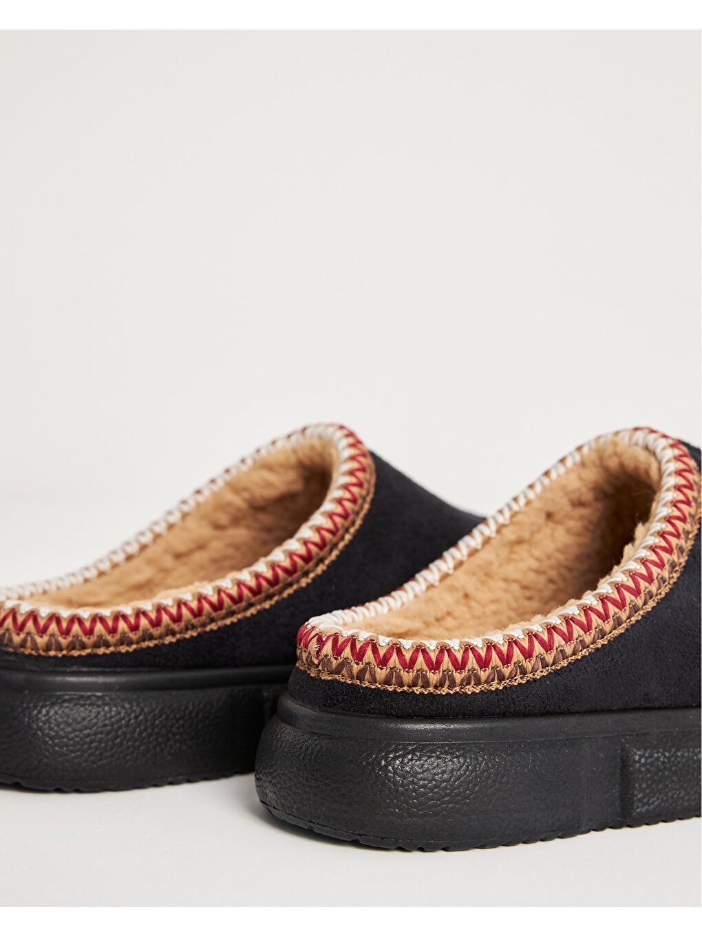 Siyah Kadın Etnik Desenli Ev İçi Ayakkabı - Mary-3