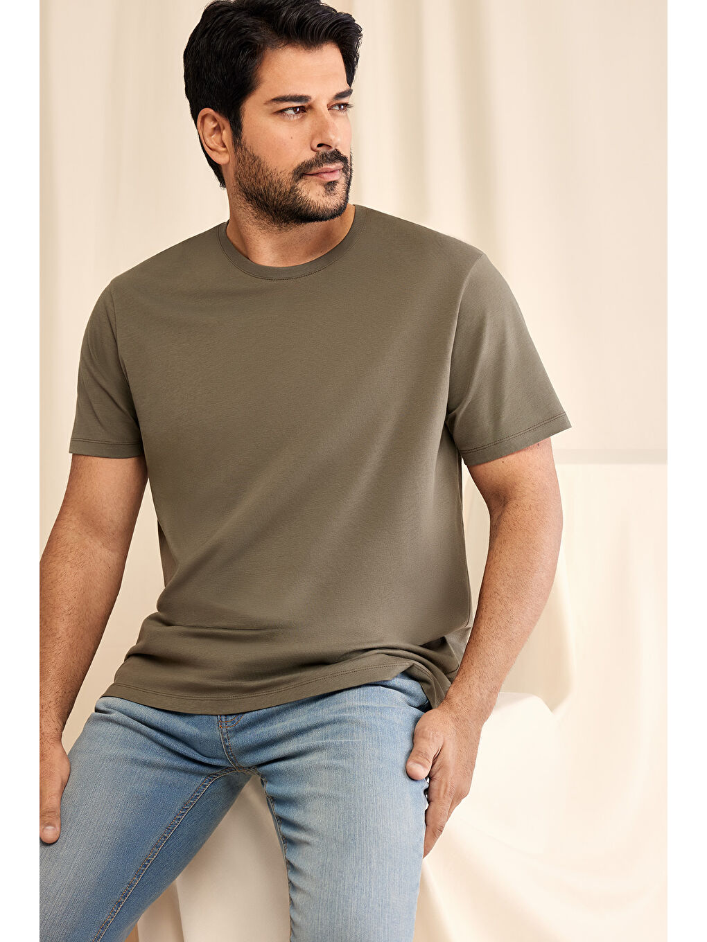 Erkek Haki Slim Fit Dar Kesim %100 Pamuk Bisiklet Yaka Kısa Kollu Tişört