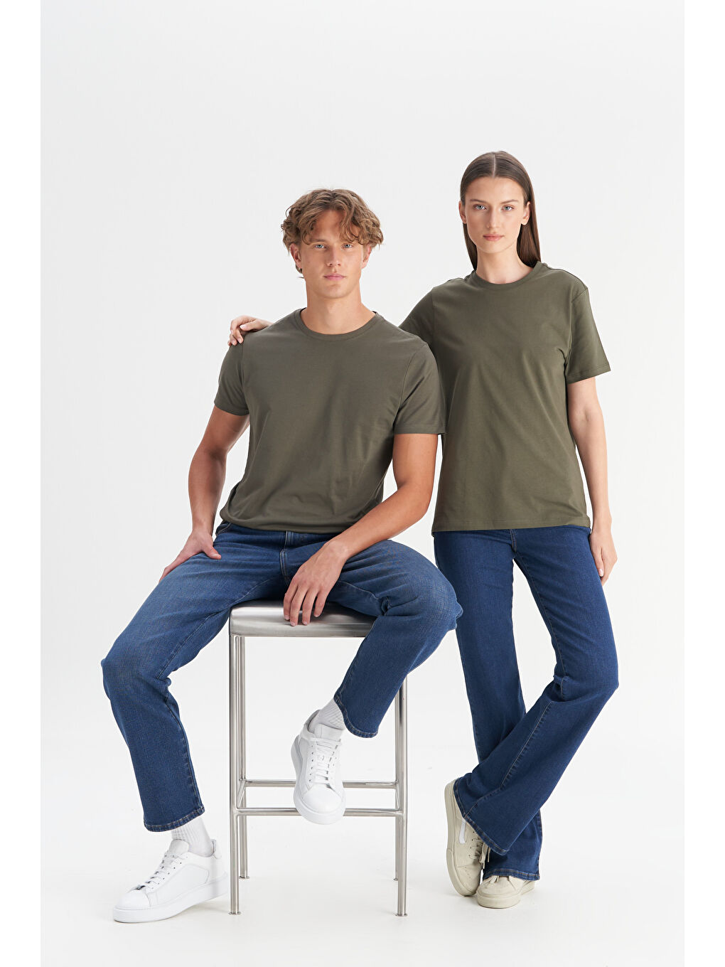 Erkek Haki Slim Fit Dar Kesim %100 Pamuk Bisiklet Yaka Kısa Kollu Tişört-1