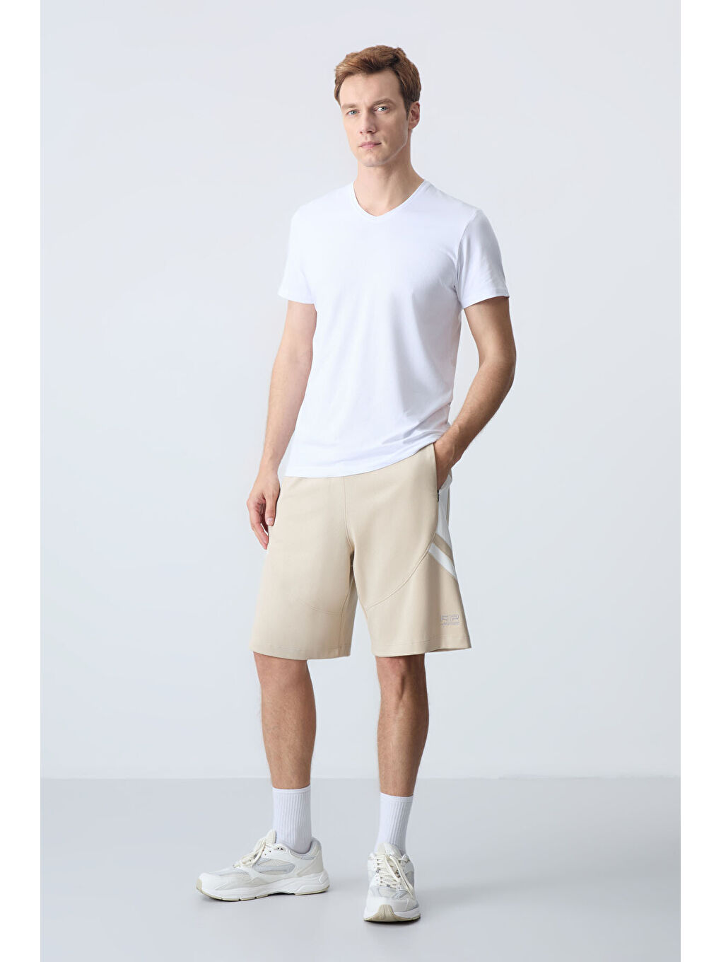 Bej Pamuklu Kalın Yumuşak Dokulu Standart Fit Basic Erkek Şort  - 81281-1
