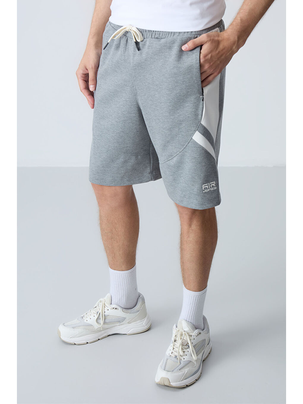 Gri Melanj Pamuklu Kalın Yumuşak Dokulu Standart Fit Basic Erkek Şort  - 81281-1