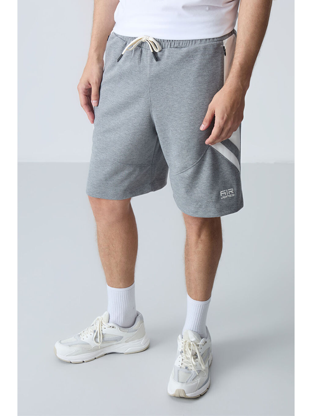 Gri Melanj Pamuklu Kalın Yumuşak Dokulu Standart Fit Basic Erkek Şort  - 81281-3