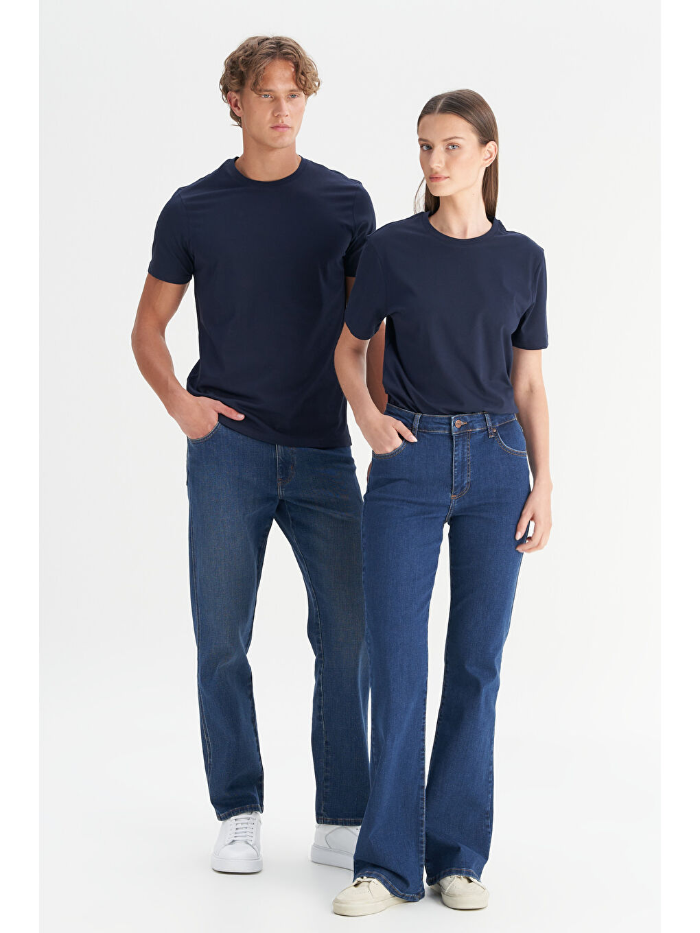 Erkek Lacivert Slim Fit Dar Kesim %100 Pamuk Bisiklet Yaka Kısa Kollu Tişört-7