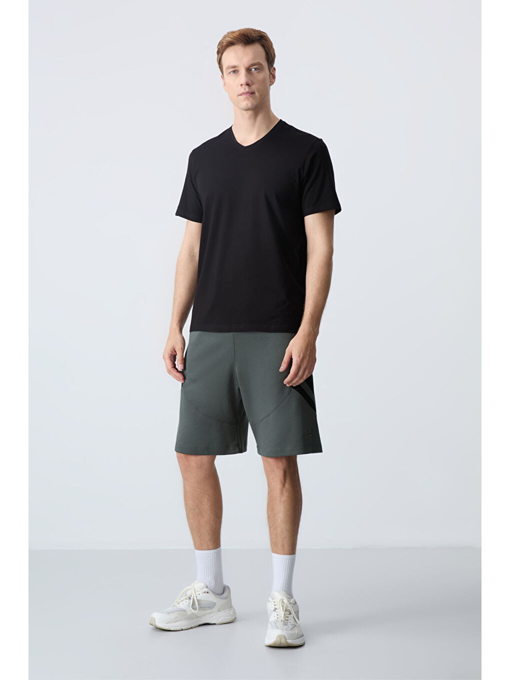 Haki Pamuklu Kalın Yumuşak Dokulu Standart Fit Basic Erkek Şort  - 81281-2