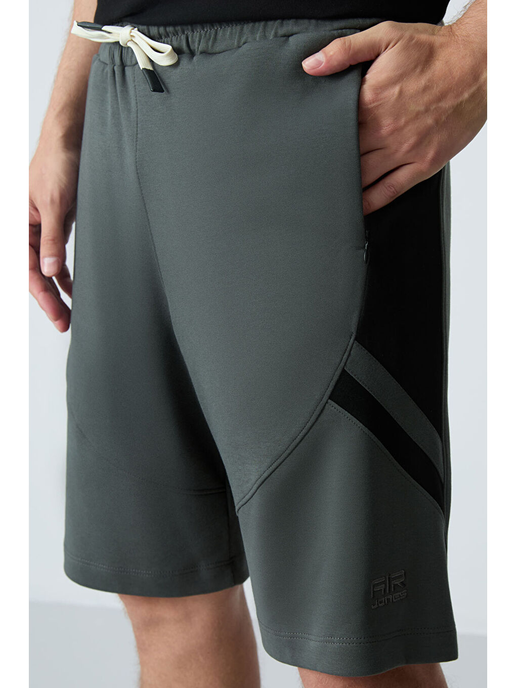 Haki Pamuklu Kalın Yumuşak Dokulu Standart Fit Basic Erkek Şort  - 81281-3