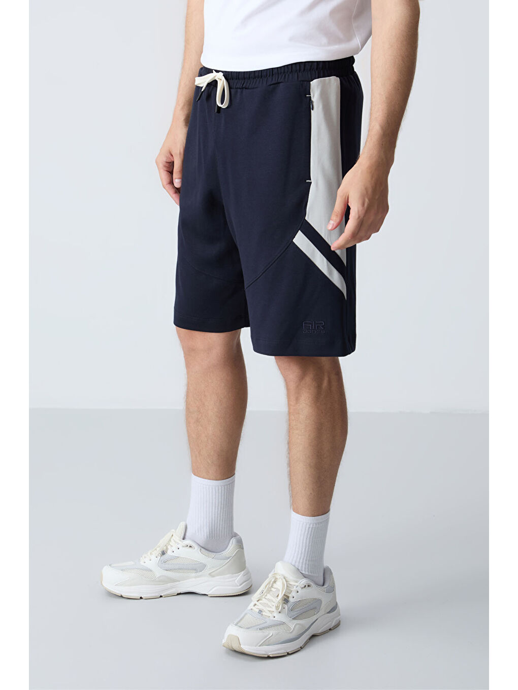 Lacivert Pamuklu Kalın Yumuşak Dokulu Standart Fit Basic Erkek Şort  - 81281-3