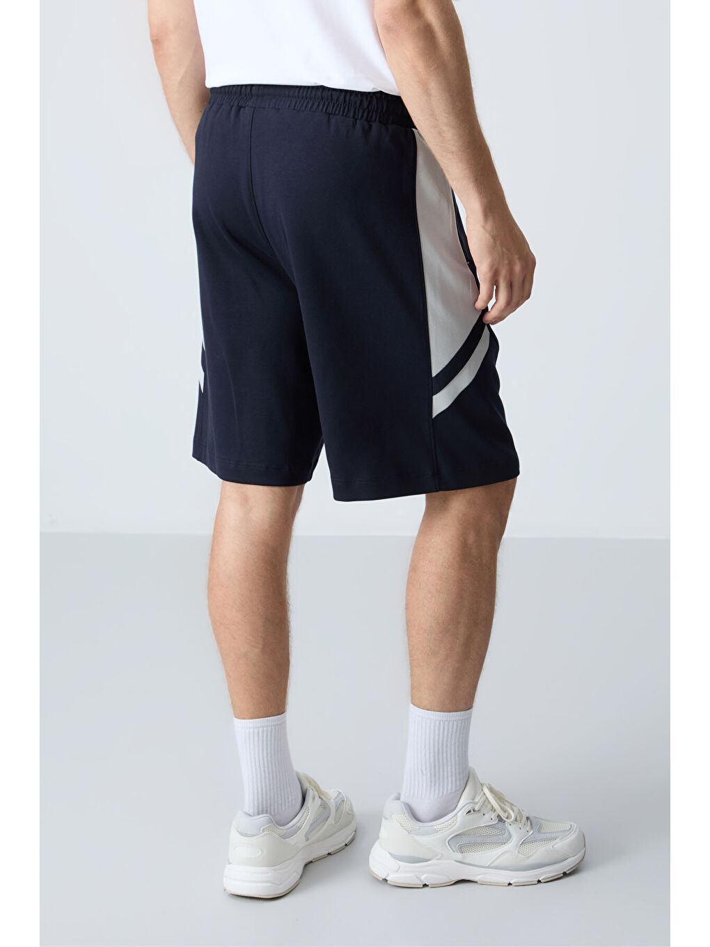 Lacivert Pamuklu Kalın Yumuşak Dokulu Standart Fit Basic Erkek Şort  - 81281-4